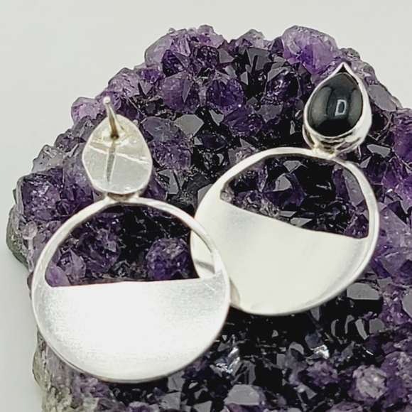 BLACK ONYX ROUND POST EARRINGS HANDMADE IN STERLING SILVER METAL - Picture 2 of 5